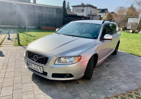 piastów Volvo V70 cena 19000 przebieg: 466000, rok produkcji 2011 z Piastów